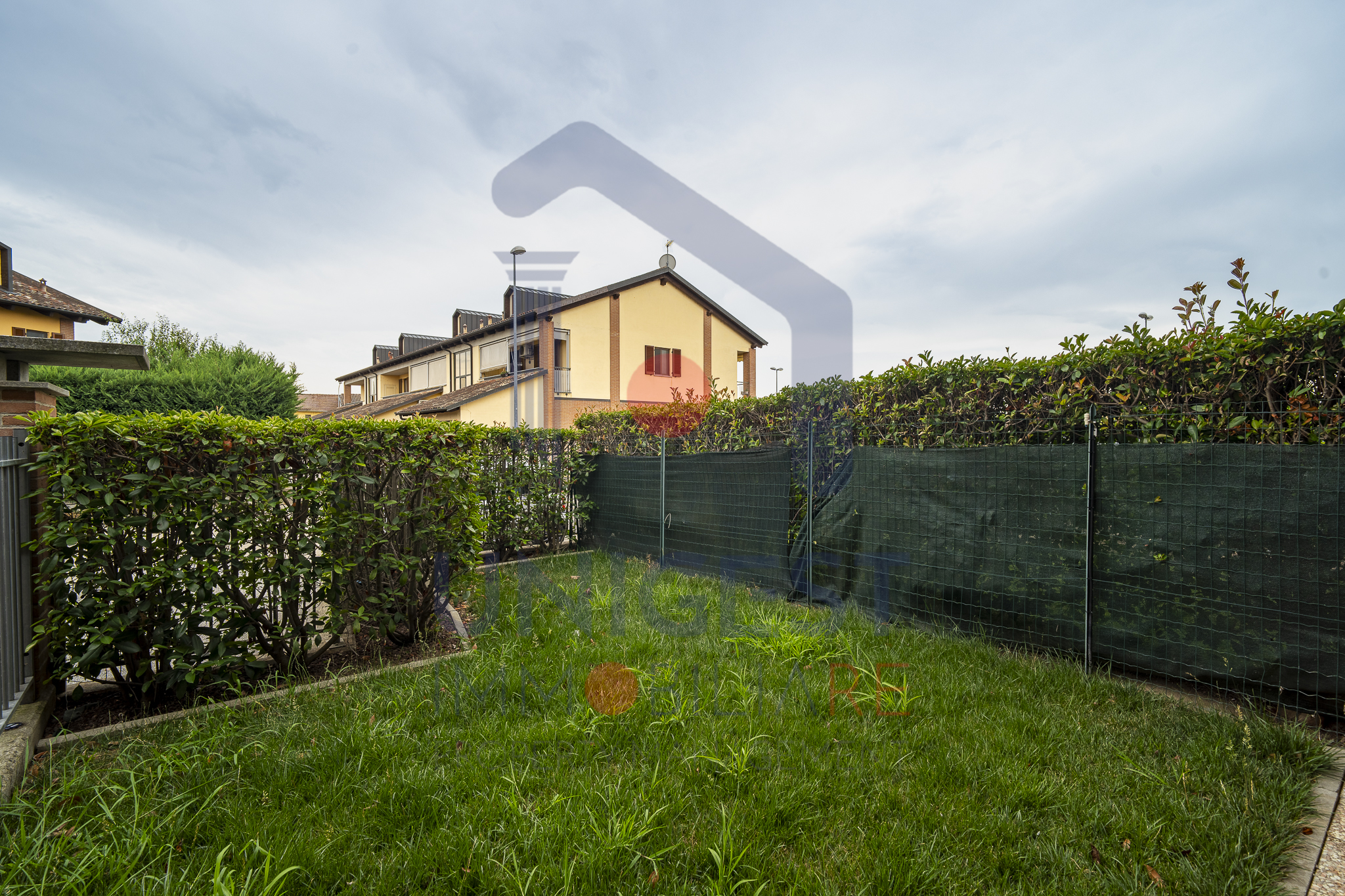 BILOCALE CON GIARDINO PRIVATO — foto 3